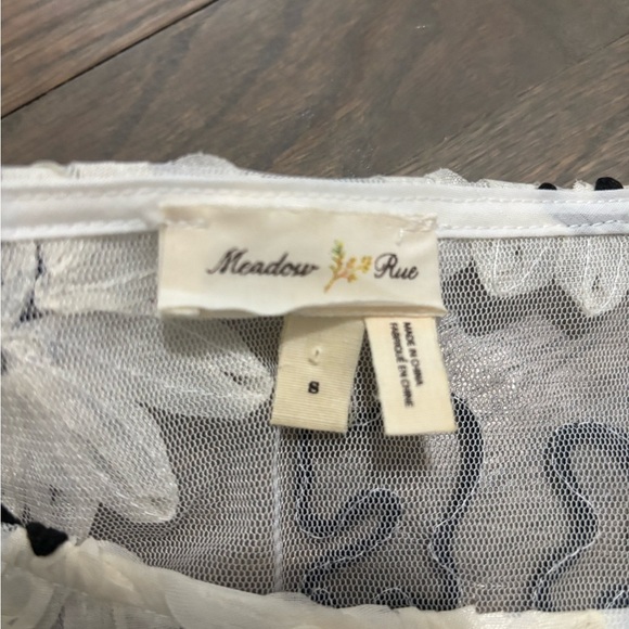 Anthropologie Meadow Rue Sheer Floral Shirt - Size M - Picture 4 of 7